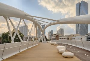 צילום גשרים ומבני ציבור: לתפוס את האייקונים העירוניים