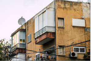 כשהבניין מזדקן: למה לא מספיק לתקן ליקויים נקודתיים במבנים ותיקים?